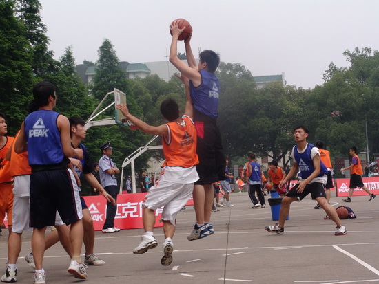 是俱乐部管